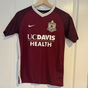 Sacramento  Republic/ UC Davis Jersey  Sz L, Burgundy